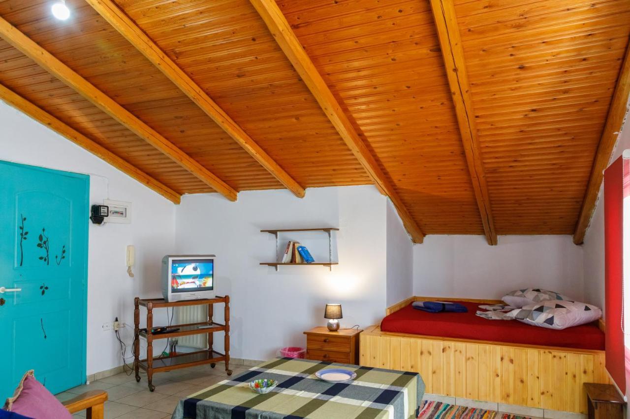 Ρήγας: Όμορφα Στο Μεσολόγγι. Δ2 Apartment Exterior photo
